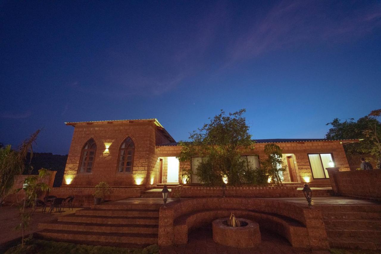 La Serene Resort And Spa Mahābaleshwar Extérieur photo